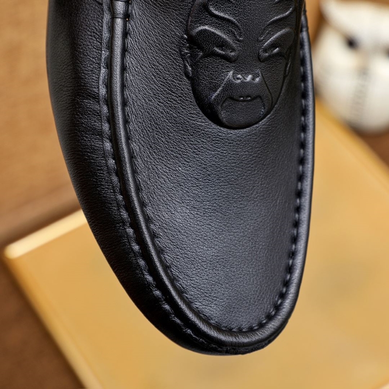 Gucci Leather Shoes